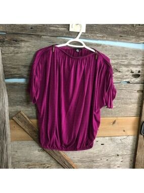 𝅺UK2LA Size Large Fuchsia Adjustable Zippered Neck Top